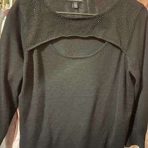 Black mid sleeve shirt